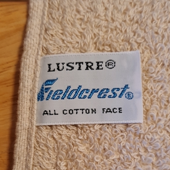 Vintage Elegant Lace Trim Guest Bath Hand Towel - Cream NWOT 4 Towels - Picture 4 of 5